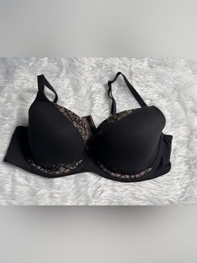 Victoria's Secret Black Lace-Trim T-Shirt Bra